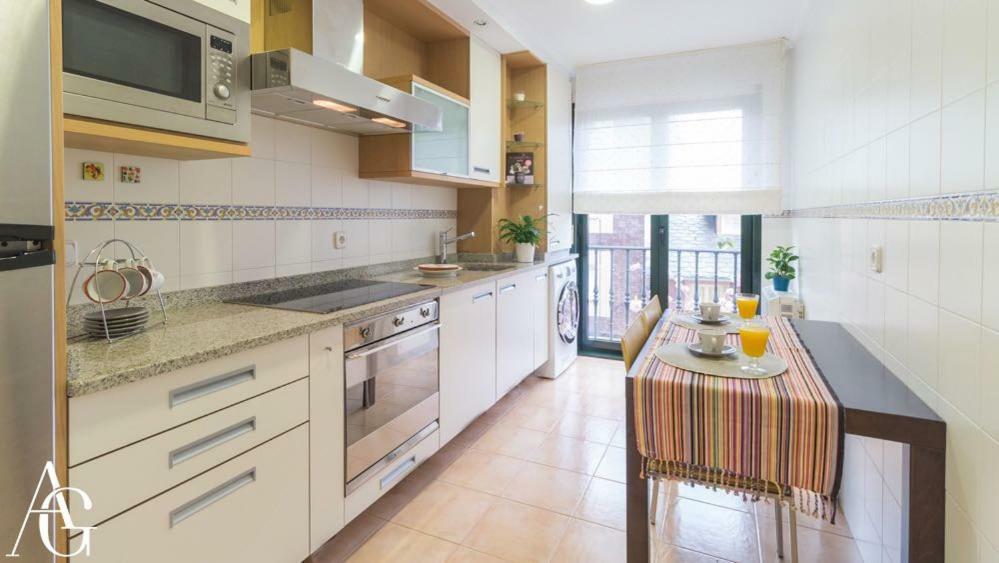 Apartamento Plaza De Espana รีบาเดโอ ภายนอก รูปภาพ